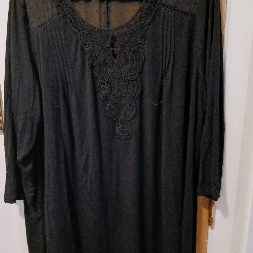 Women's Top